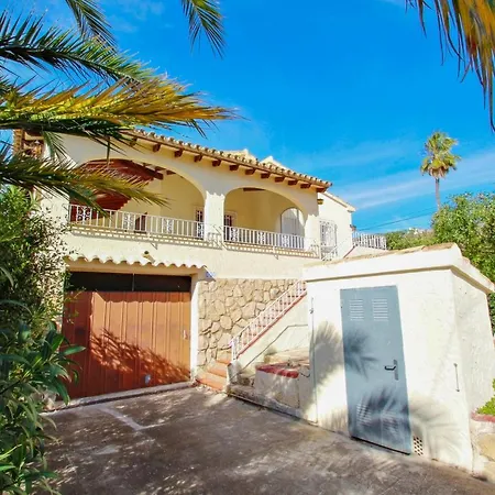 Bal-30e - Traditionally Furnished Detached With Peaceful Surroundings In *